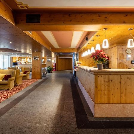Hotel Piandineve Passo del Tonale Exterior photo