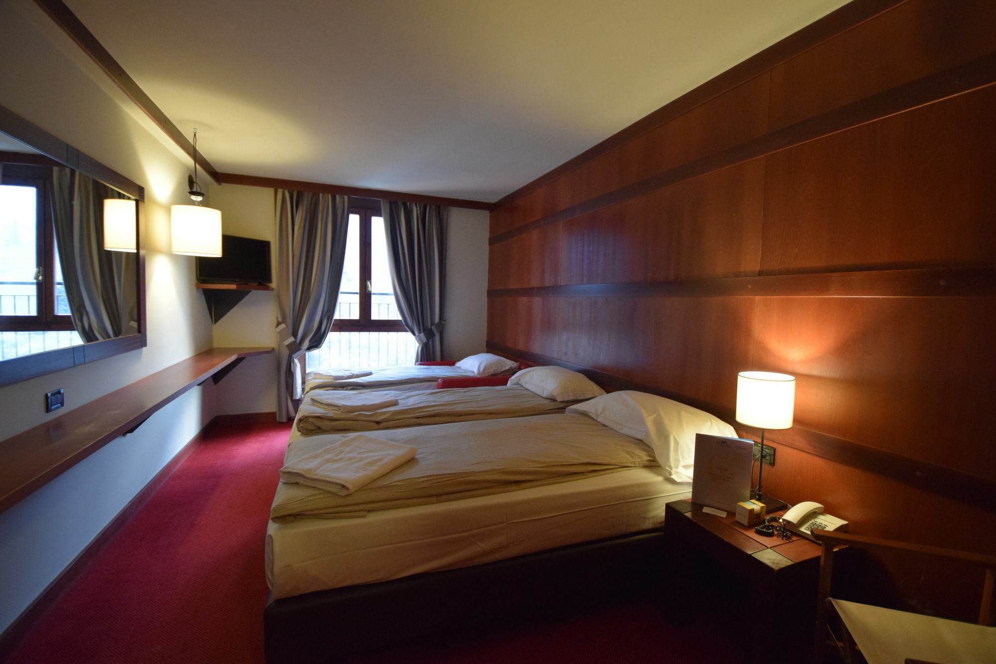 Hotel Piandineve Passo del Tonale Exterior photo